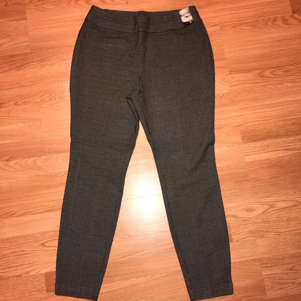 New York & Co High Waist Pull On Pant Large - Picture 2 of 5